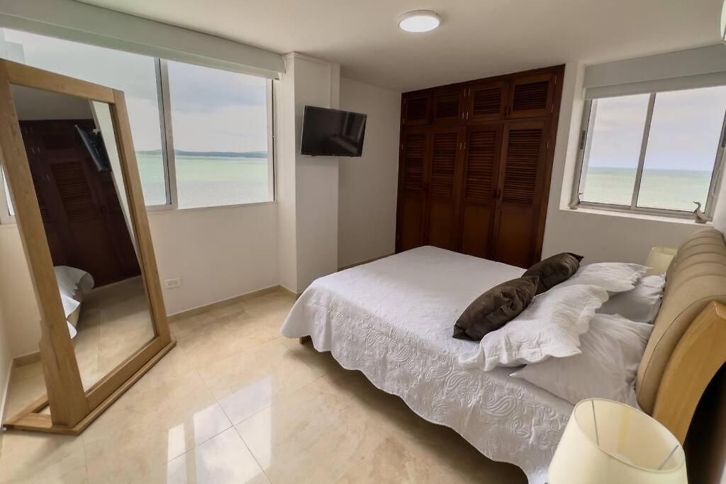 Cartagena's Sunset Beachfront Paraiso