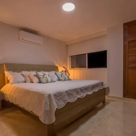 Cartagena'S Sunset Beachfront Paraiso *